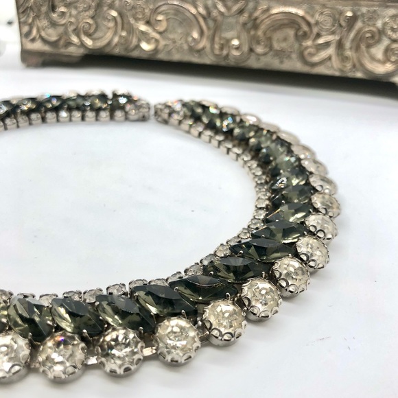 STUNNER! Vintage Crystal Rhinestone Collar Choker Necklace - Picture 10 of 17